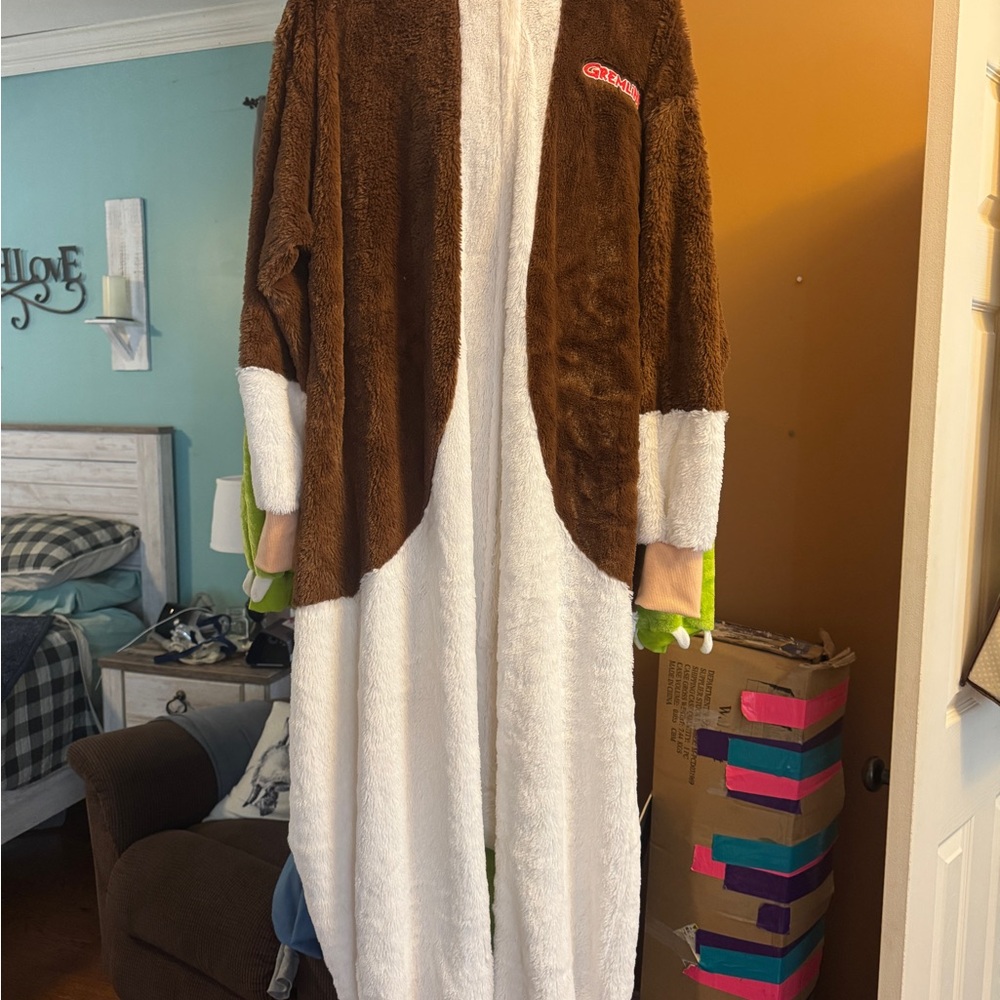 Gizmo Halloween costume, Gremlins,